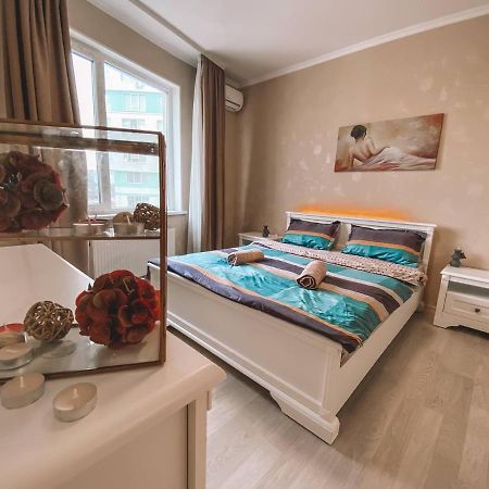 Luxury Sky Apartment Chisinau Exterior photo